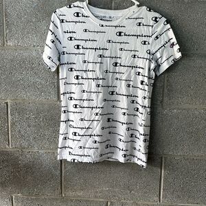 Champion Logo Crew Neck Short Sleeve Knit T-Shirt White Size Youth Large 8/10